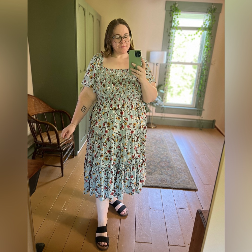 3X Ivy City Co Blue Floral Dress
